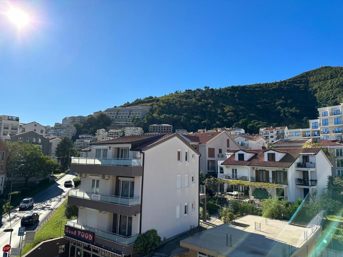 Beatrix Lux Hotel Budva Exterior photo